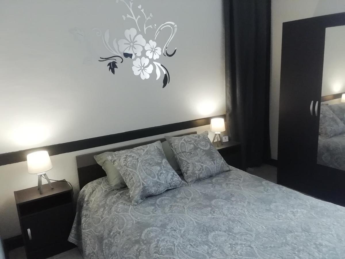 Pegase Meuble 3*** Apartment Fourchambault ภายนอก รูปภาพ